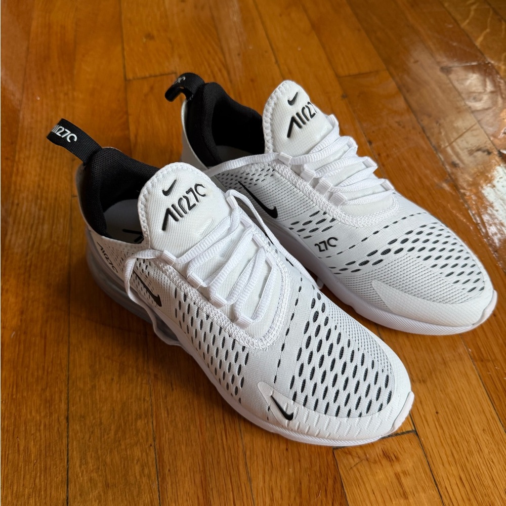 Nike Air Max 270